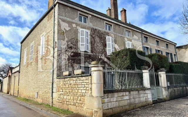 Propriété ancienne - Village viticole