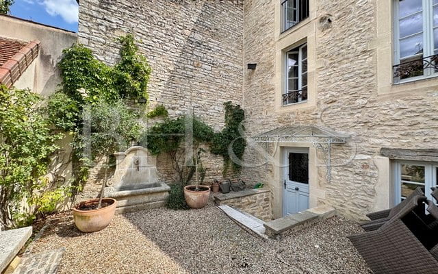 Maison de village rénovée - Meursault
