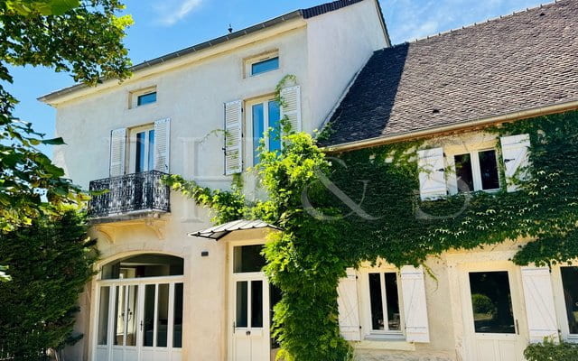 Maison ancienne rénovée - 10 min Beaune